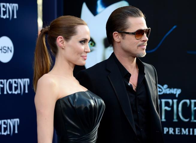 Angelina Jolie e Brad Pitt, ecco come vivono dopo il divorzio Brad Pitt e Angelina Jolie