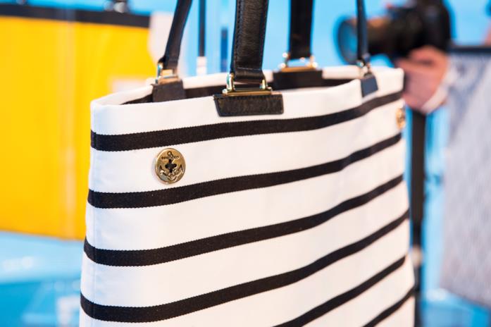Borsa Furla Borsa Furla primavera 2019 con righe
