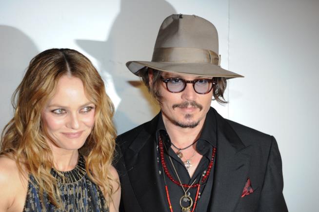 Il figlio di Johnny Depp e Vanessa Paradis è malato Johnny Depp con l'ex Vanessa Paradis
