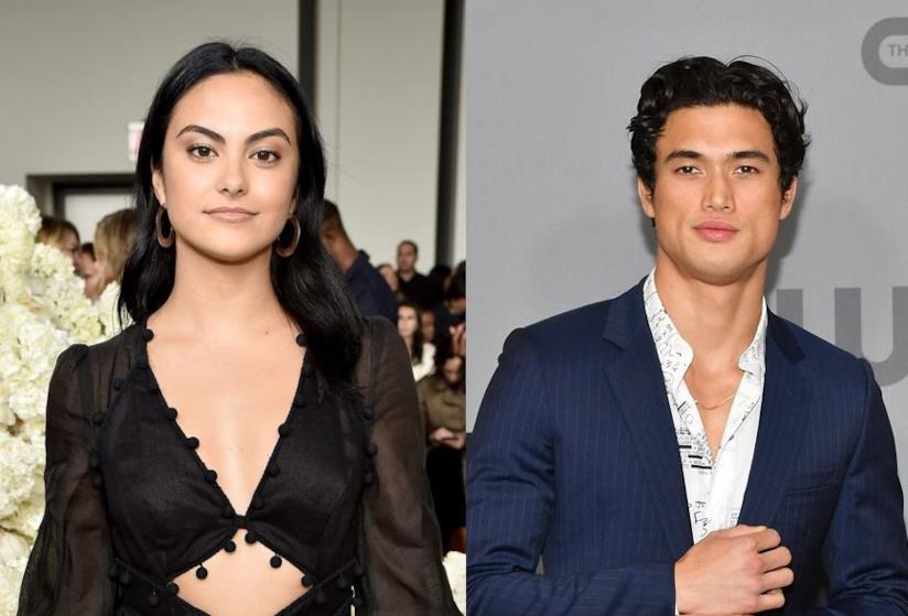 Camila Mendes e Charles Melton Camila Mendes e Charles Melton di River