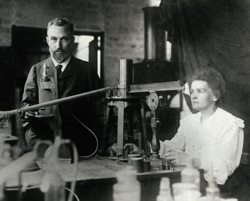 Pierre e Marie Curie, i coniugi che vinsero il premio Nobel per la fisica Arriva un biopic su Marie Curie, vincitrice di due premi Nobel