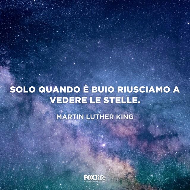 Frase Martin Luther King Cielo stellato