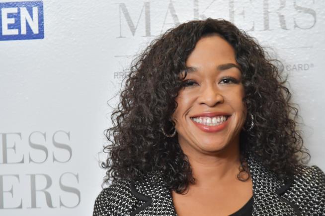 Shonda Rhimes, signora delle serie TV come Scandal e The Catch Shonda Rhimes a un evento per valorizzare le donne e la loro carriera