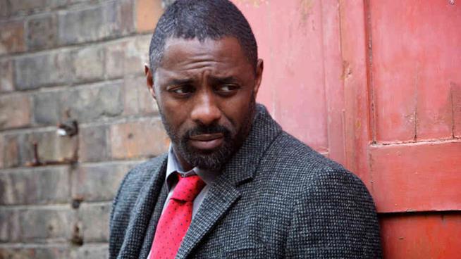 Idris Elba è Luther Il detective Luther interpretato da Idris Elba