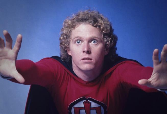 William Katt nella serie Ralph Supermaxieroe William Katt è Ralph Supermaxieroe, protagonista della serie tv