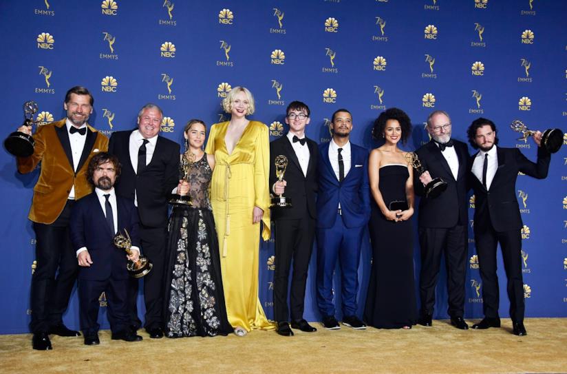 Il cast di Game of Thrones attacca Donald Trump per un meme Il cast di Game of Thrones