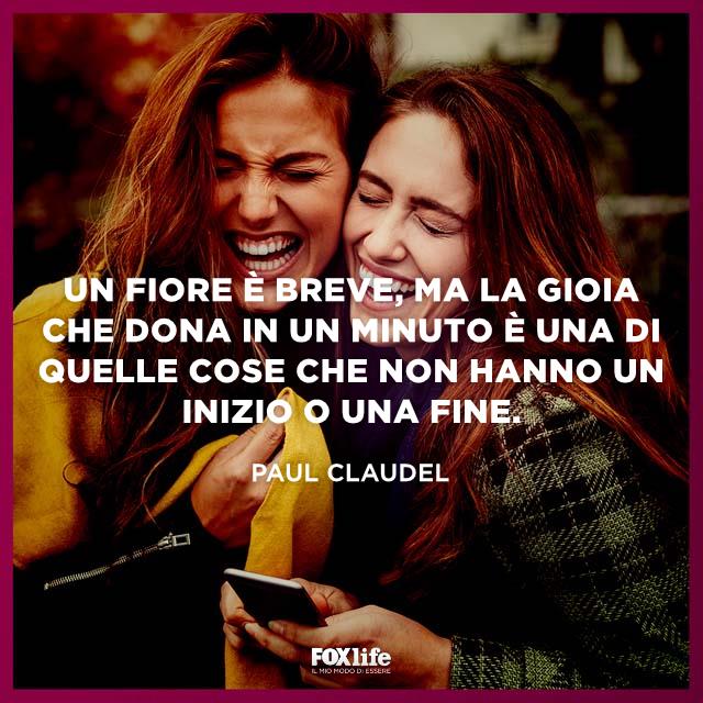 Frase di Claudel Ragazze scherzano insieme