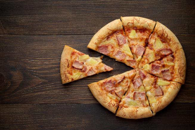 Una pizza all'ananas Pizza hawaiana