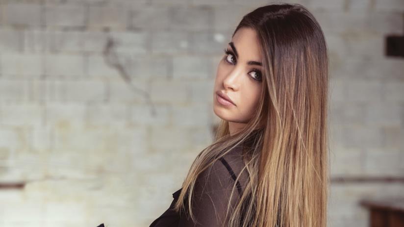 Emma Muscat: sul podio con il suo album Moments Emma Muscat fra le new entry nella Classifica album in Italia