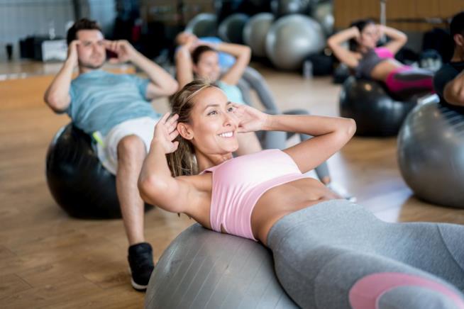 Pilates: ecco un esercizio Sessione di pilates