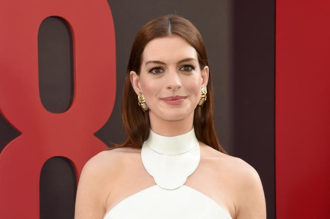 Secondo una teoria cospiratoria Anne Hathaway sarebbe la moglie di William Shakespeare L'attrice Anne Hathaway
