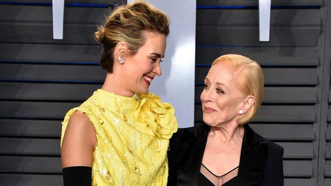 Sarah Paulson si lascia andare a una serie di dichiarazioni sulla compagna Holland Taylor Holland Taylor e Sarah Paulson