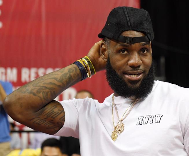 Space Jam 2: il film con protagonista LeBron James ha finalmente regista e produttore LeBron James