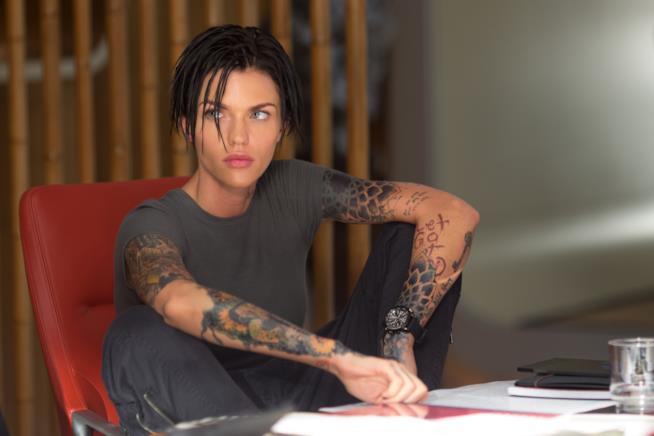 Ruby Rose ha detto di essere quasi morta durante le riprese di Shark - Il primo squalo Scena di Shark - Il primo squalo