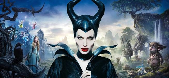 Angelina Jolie in Magnificent Angelina Jolie, protagonista di Magnificent
