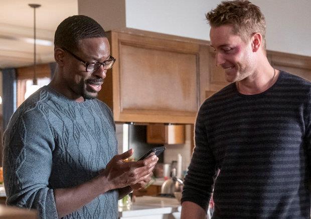 Lite in vista tra Randall e Kevin? Le anticipazioni di This is Us 4 Randall e Kevin sorridenti in una scena di This Is Us
