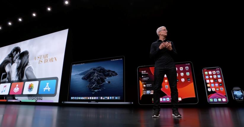 Apple presenta iOS 13, iPadOS e macOS Catalina alla WWDC19 Tim Cook sul palco della WWDC19