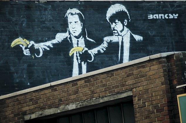 Pulp Fiction reinterpretato da Banksy Banksy e arte di strada: rivisitazione di Pulp Fiction