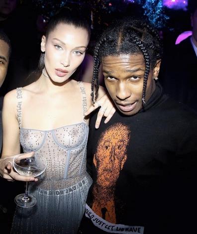 Bella Hadid e ASAP Rocky Bella Hadid con ASAP Rocky al party Dior