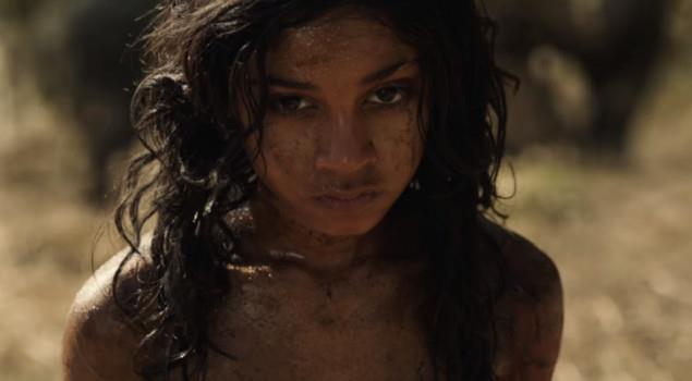 Rohan Chand è Mowgli Primo piano di Rohan Chand in Mowgli - Il figlio della giungla