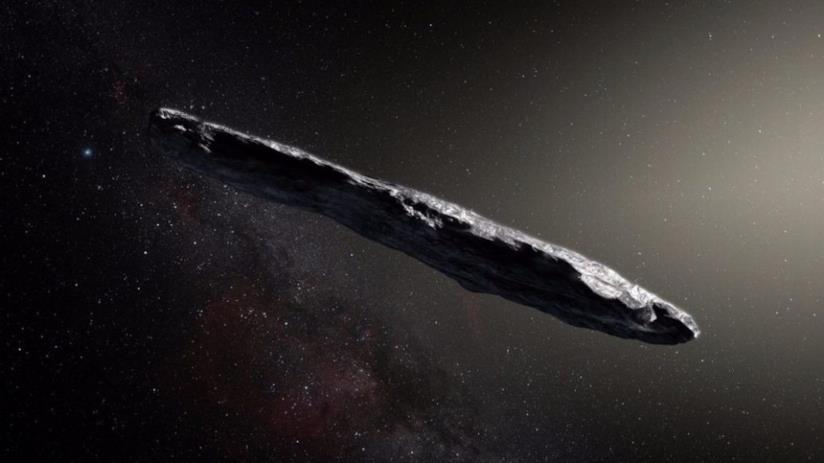 Oumuamua potrebbe essere una sonda spaziale aliena Oumuamua, l'oggetto a forma di sigaro