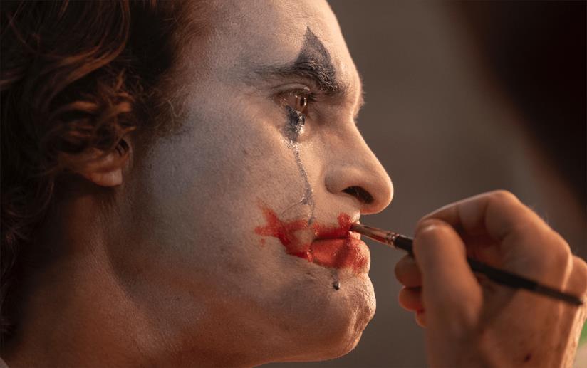 Joker, per il regista è simile a Il cavaliere oscuro e potrebbe avere un sequel Joaquin Phoenix in Joker