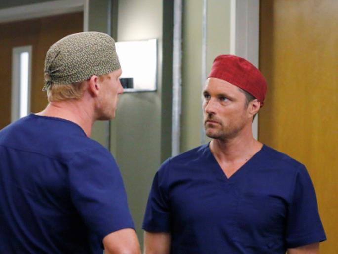 Owen e Nathan in Grey's Anatomy 12 Kevin McKidd e Martin Henderson in una scena di Grey's Anatomy 12