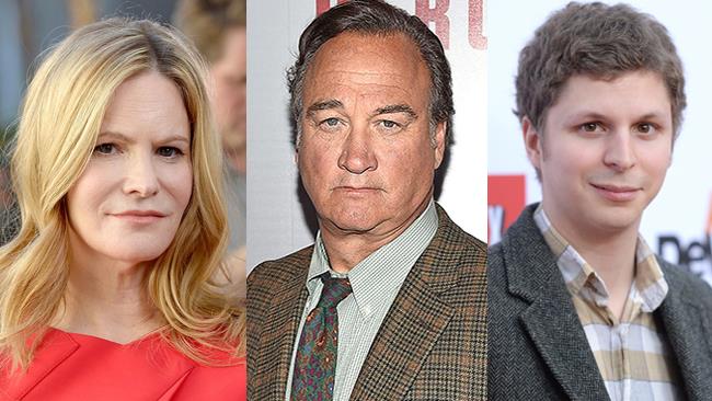 Jennifer Jason Leigh, Jim Belushi e Michael Cera nel cast di Twin Peaks Gli attori Jennifer Jason Leigh, Jim Belushi e Michael Cera