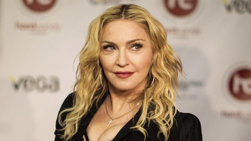 Madonna posta una foto di Ornella Muti su Instagram Primo piano di Madonna