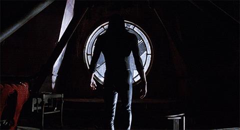 Brandon Lee in Il Corvo Brandon Lee in una scena de Il Corvo