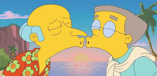 Un bacio tra il signor Burns e Smithers