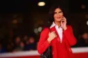 Pamela Prati vuole tornare al suo vero nome, ma l'intervista è da interpretare Pamela Prati è rinata e annuncia un film sulla sua vita