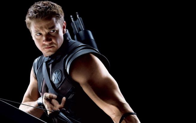 Avengers 4, il personaggio di Jeremy Renner potrebbe assumere una nuova identità Jeremy Renner è Occhio di Falco in una promo art di Avengers