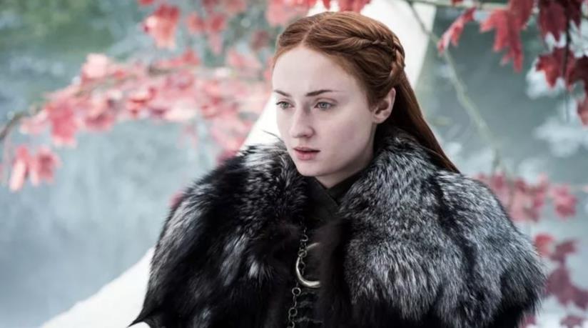 Sophie Turner spiega come HBO combatte gli spoiler Sophie Turner nei panni di Sansa Stark in Game of Thrones