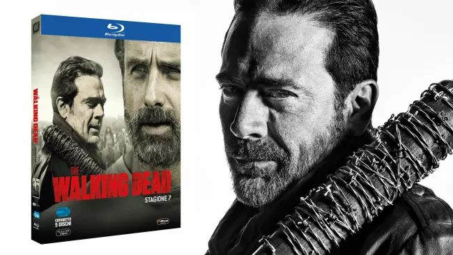 La recensione del cofanetto Blu-ray di The Walking Dead 7 Negan assieme al cofanetto Blu-ray di The Walking Dead 7
