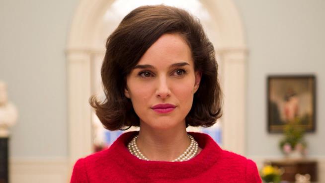 Jackie di Pablo Larrain e Natalie Portman entrano nella corsa agli Oscar Natalie Portman è Jackie