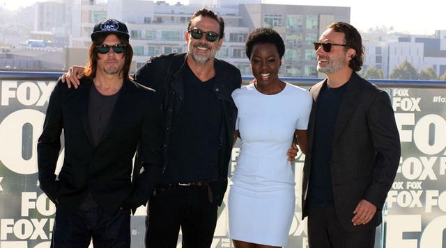 Il main cast di The Walking Dead Norman Reedus, Jeffrey Dean Morgan, Danai Gurira e Andrew Lincoln di The Walking Dead al San Diego Comicon