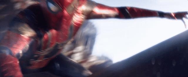 Spidey in Avengers: Infinity War L'Uomo Ragno nel trailer ufficiale di Avengers: Infinity War