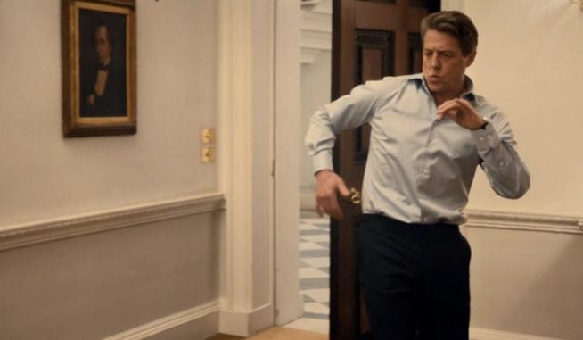 Red Nose Day Actually: guarda lo speciale sequel di Love Actually Hugh Grant balla in Red Nose Actually