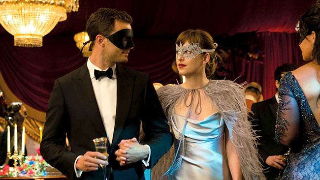 Chrstian Grey e Anastasia Steele in Cinquanta Sfumature di Nero Mr Grey e Anastasia in Cinquanta Sfumature di Nero