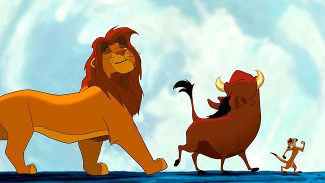 Il Re Leone: poche canzoni del film originale rimarranno nel remake Simba, Pumbaa e Timon cantano Hakuna Matata