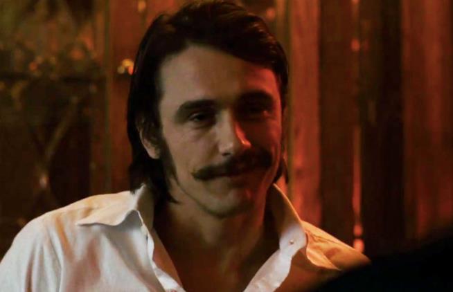 James Franco e Maggie Gyllenhaal sono i protagonisti di The Deuce Un primo piano di James Franco in The Deuce