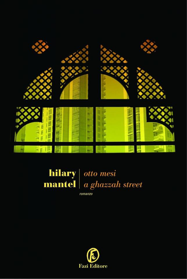 La copertina di Otto Mesi a Ghazzah Street La copertina italiana di Otto Mesi a Ghazzah Street con una tipica finestra in stile arabo