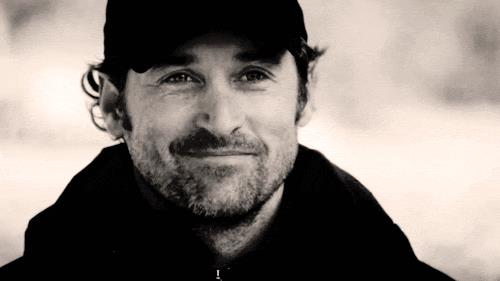 Derek Shepherd con la barba. Un gif di Derek Shepherd con la barba.