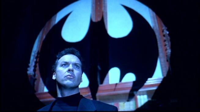 Il cast celebra il venticinquesimo anniversario di Batman - Il Ritorno Michael Keaton è il Cavaliere Oscuro in Batman - Il Ritorno