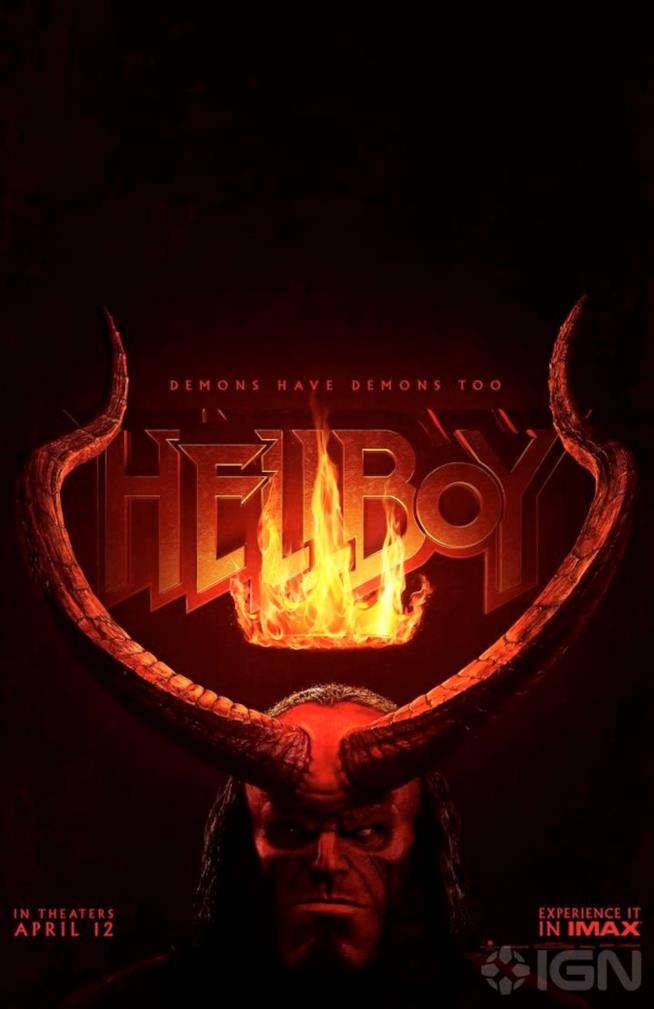 Nuovi poster per Hellboy, mentre David Harbour trolla Avengers: Endgame Hellboy: il nuovo poster con le corna infuocate