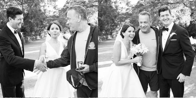 Il photobombing virale di Tom Hanks Tom Hanks photobomba il matrimonio di due estranei