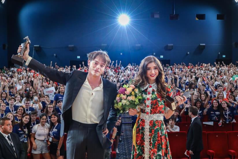 Stranger Things, Natalia Dyer e Charlie Heaton ospiti al Giffoni Natalia Dyer e Charlie Heaton al Giffoni
