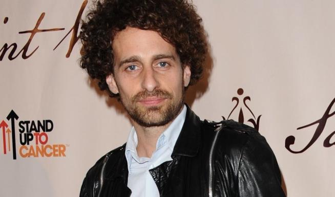 Si suicida Isaac Kappy, l'attore che accusò di pedofilia Steven Spielberg e Tom Hanks L'attore Isaac Kappy