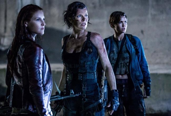 Prima dell’arrivo nelle sale dell’ultimo episodio, Resident Evil dice addio ai fan mettendo all'asta oltre 600 oggetti di scena Resident Evil - The Final Chapter: l’addio con oltre 600 oggetti all’asta